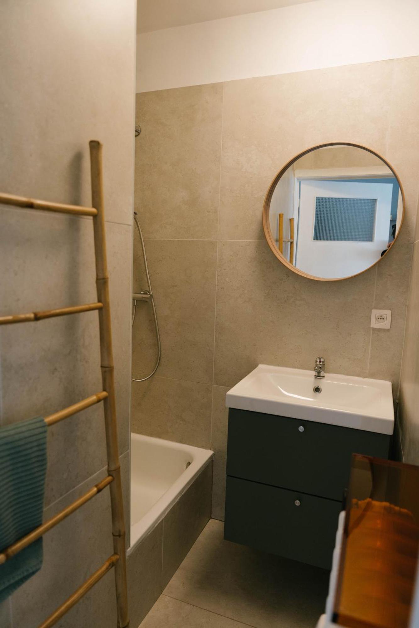 Centrally Located Apartment Close To The Beach Остенде Екстер'єр фото