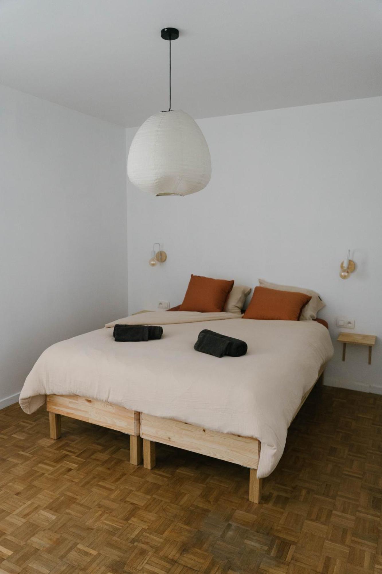 Centrally Located Apartment Close To The Beach Остенде Екстер'єр фото