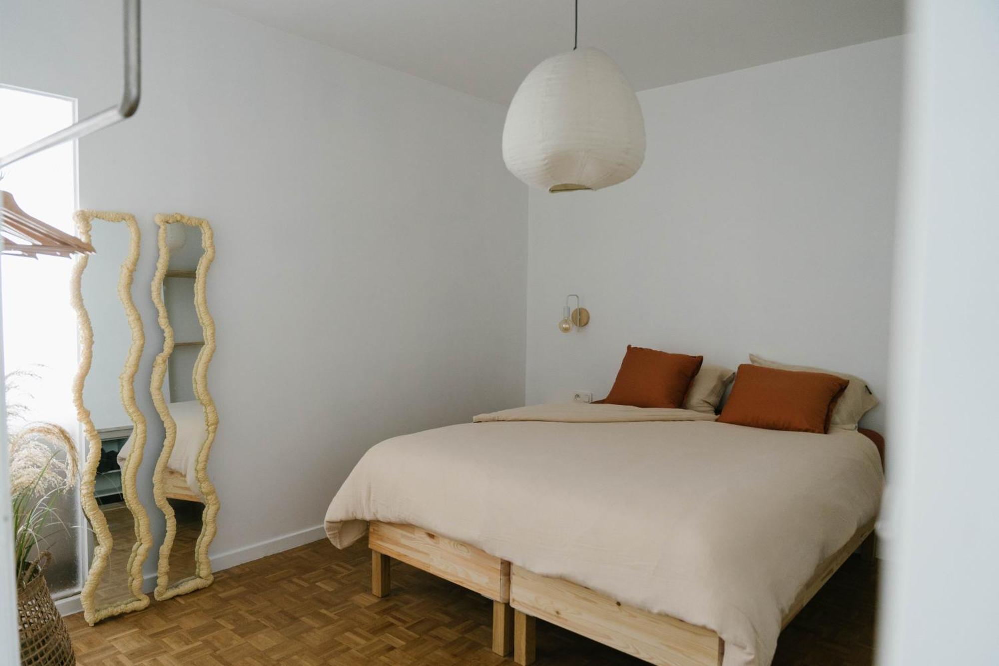 Centrally Located Apartment Close To The Beach Остенде Екстер'єр фото